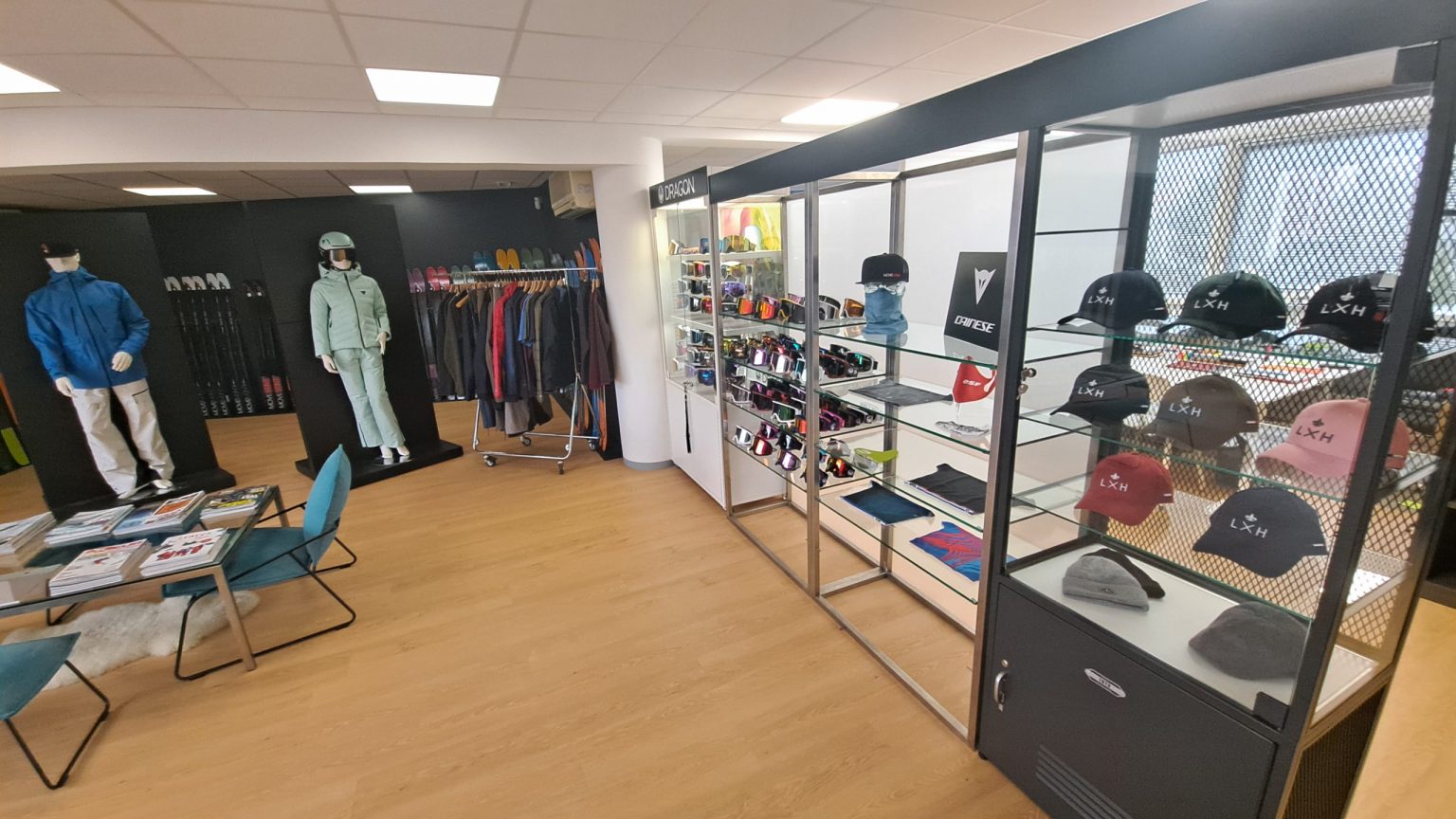 showroom agence yop aux glaisins annecy